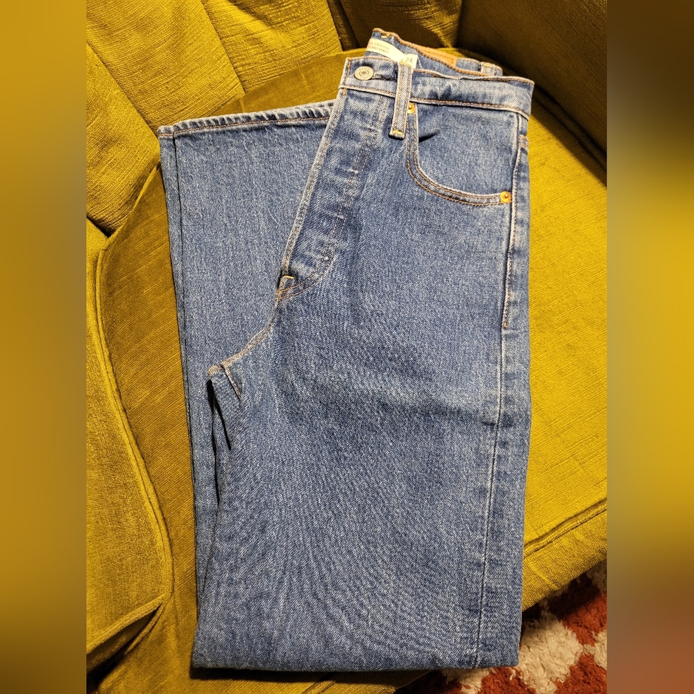 Levi's ribcage straight jeans